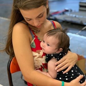 Meet your Posher, Alyssa